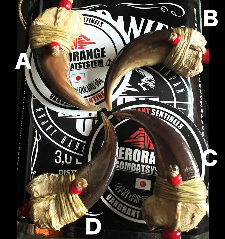 稲川義貴「オールハンドメイドシリーズ」Bear Claw Necklace